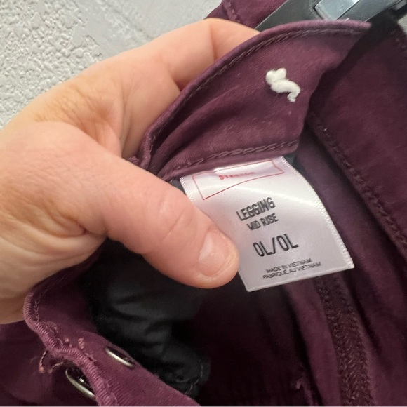 Express Velvety soft burgundy jegging - Picture 5 of 5